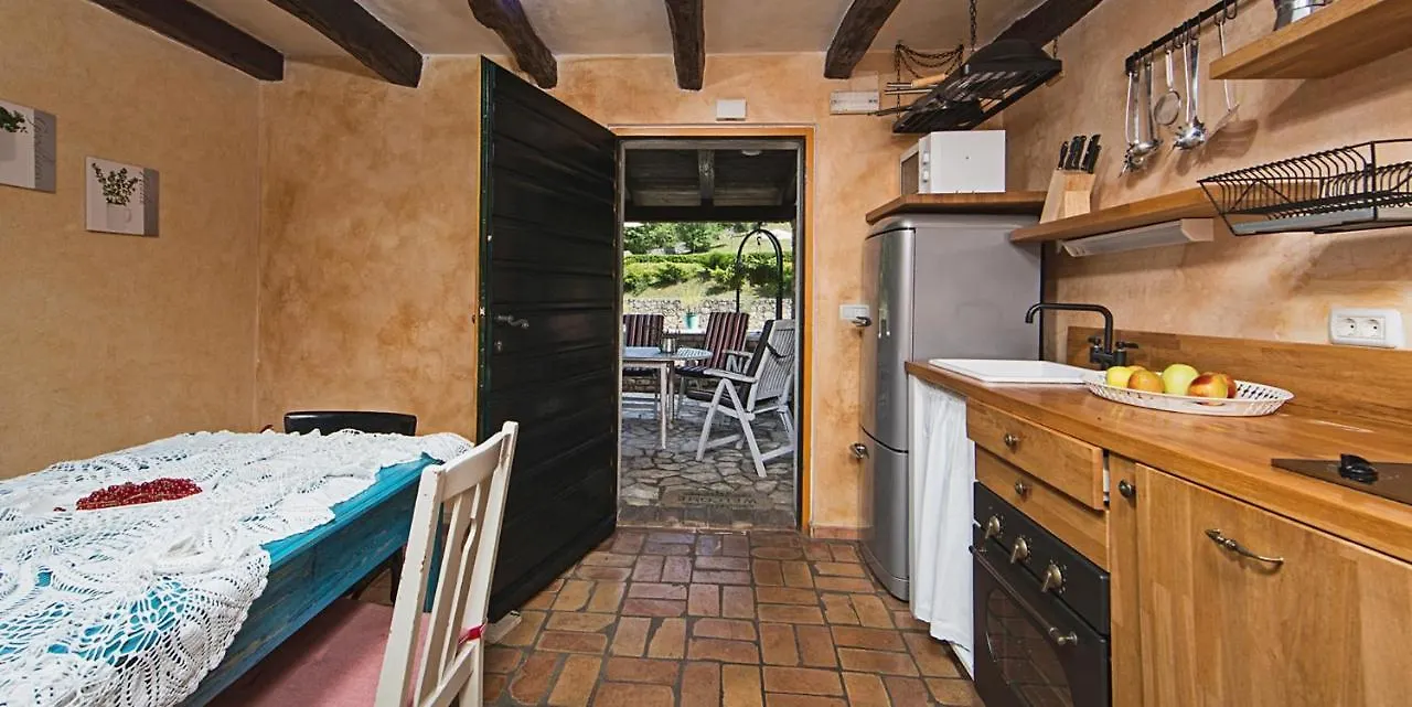 Family Oasis: Istrian Pool Retreat Villa Boljun
